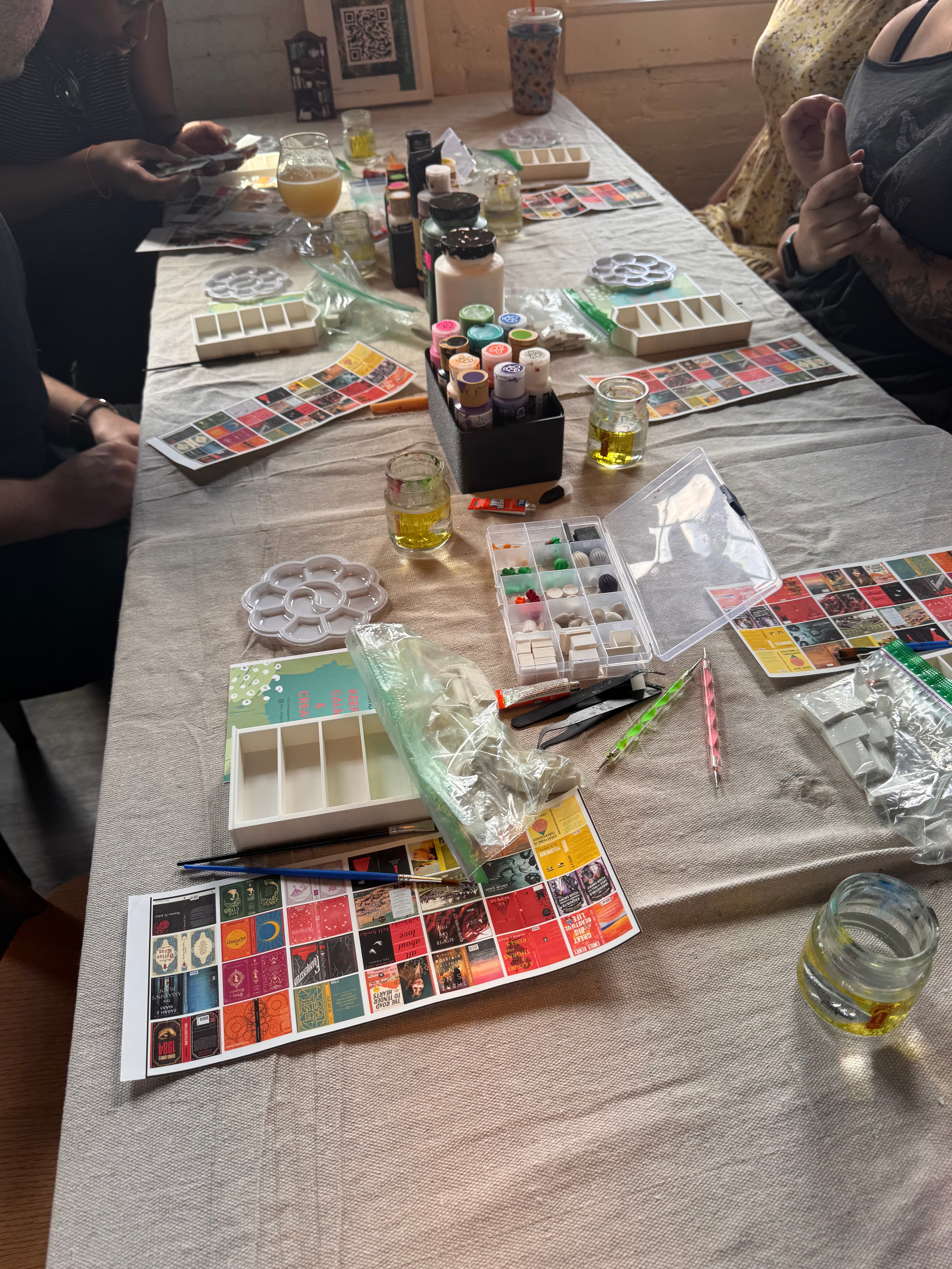 Design a Mini Bookcase Workshop